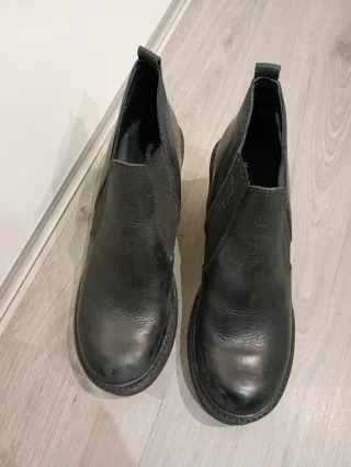 Botas Chelsea tacón alto negras