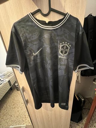 Camiseta Brasil Negra Réplica Fan