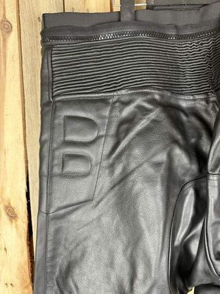PANTALON T-3XL DE CUERO PARA MOTO GARIBALDI 2