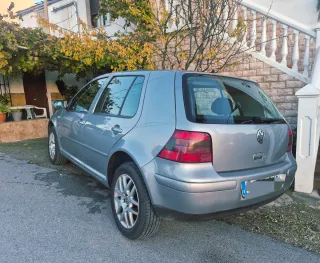 Volkswagen Golf 2003