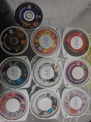 Lote 9 UMD PSP: Dragon Ball, Naruto, Tekken...