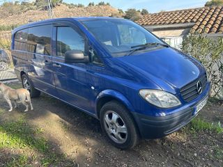 Mercedes RHD con matrícula inglesa