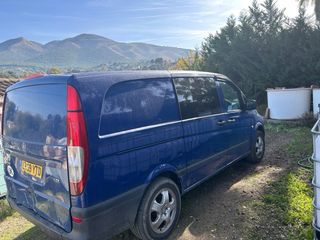 Mercedes RHD con matrícula inglesa