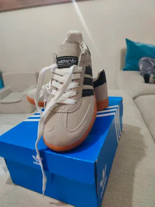 Adidas Spezial Niño talla 33