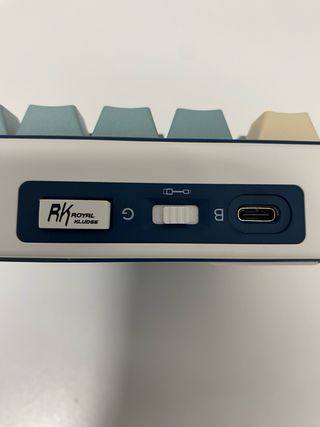 Teclado Gaming Mecánico Beige y azul