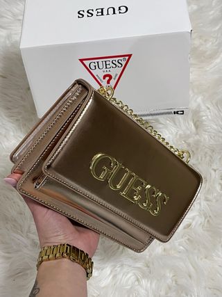 Bolso Guess Dorado Cadena nuevo con caja.