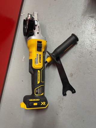 Radial DeWalt Brushless XR ( Copia )
