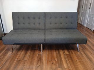 Sofá Cama Gris Pequeño - Como Nuevo