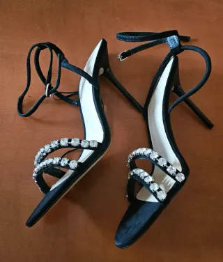 Sandalias Zara Woman fiesta adornos strass