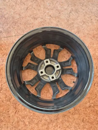 Llanta Citroën Cactus