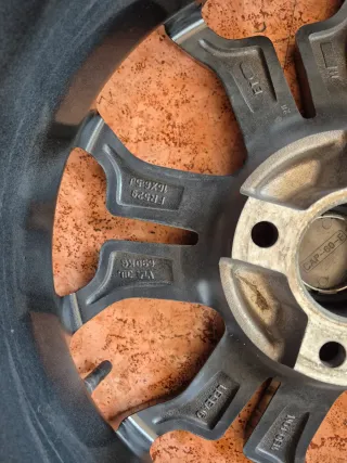 Llanta Citroën Cactus