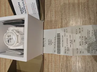 Omega x Swatch Misión Tierra Moonshine Oro