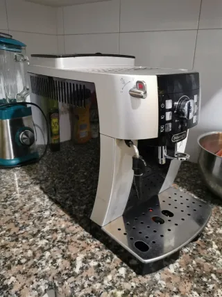 Cafetera DeLonghi Magnifica S
