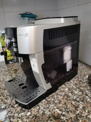 Cafetera DeLonghi Magnifica S