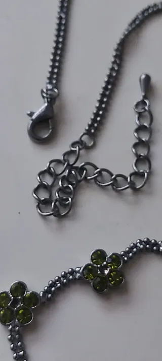 Colgante flores bisutería verde y amarillo