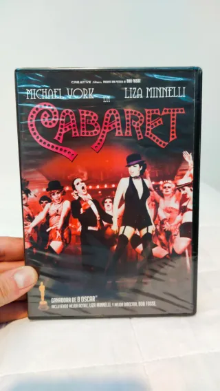 Lote 9 DVDs: Cabaret, Peter Pan y más