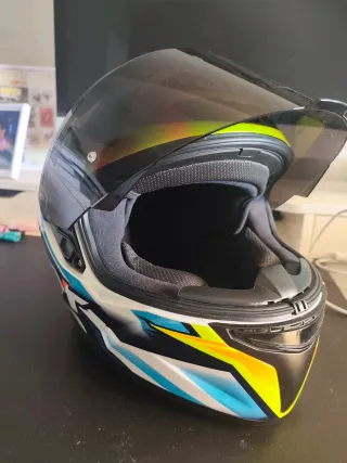 Casco Integral KYT Impecable