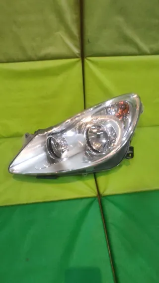Faro Derecho Opel Corsa D