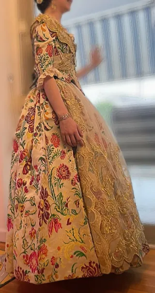 Traje de Fallera Beige Multicolor