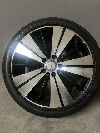 Llantas Mercedes 18'' con Neumáticos Dunlop