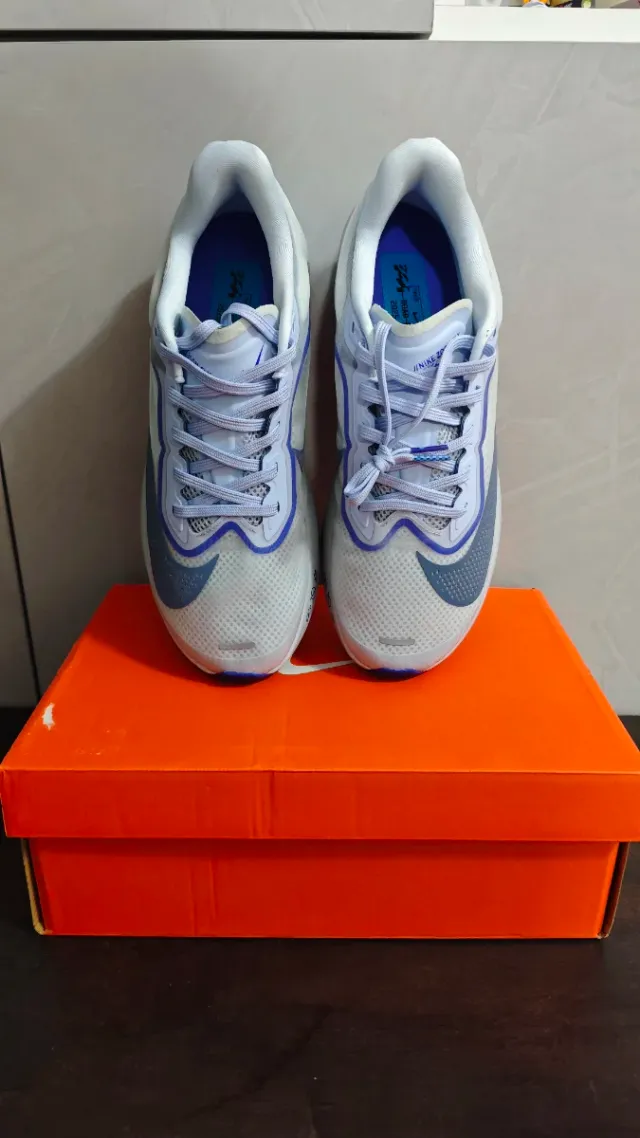 Zapatillas Nike ZoomX Azules y Blancas