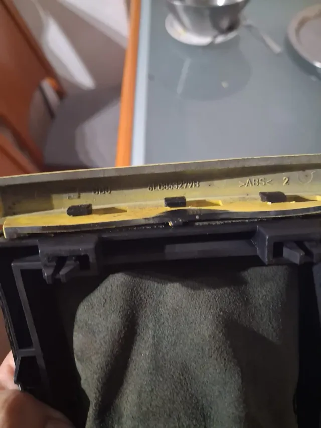 Palanca de cambios SEAT Ibiza 6l Sport amarilla