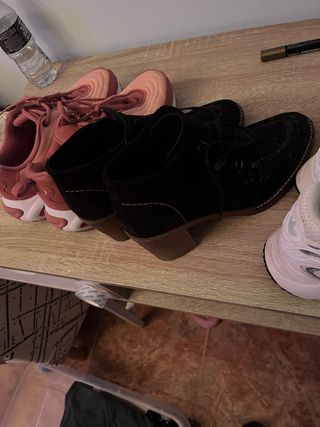 Botines negros de ante