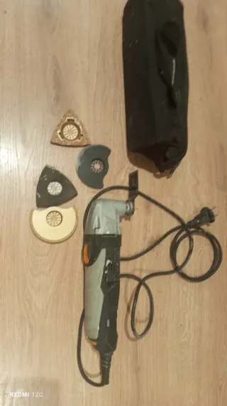 Herramienta multifunción con accesorios