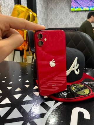 iPhone 11 Rojo
