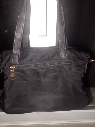 Bolso Negro BIMBA Y LOLA Dorado