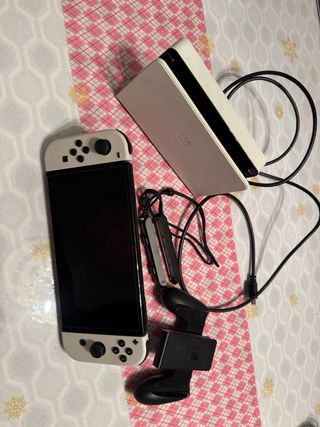 Nintendo Switch OLED + accesorios