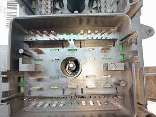 CAJA RELES / FUSIBLES OPEL INSIGNIA COUNTRY TOURER