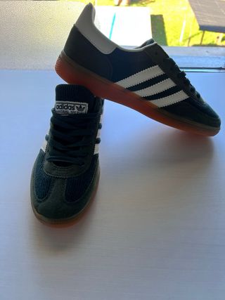 Zapatillas Adidas Spezial Verde y Blanco