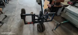 Transpaleta manual azul