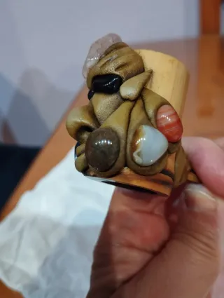 Figura artesanal de madera