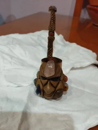 Figura artesanal de madera