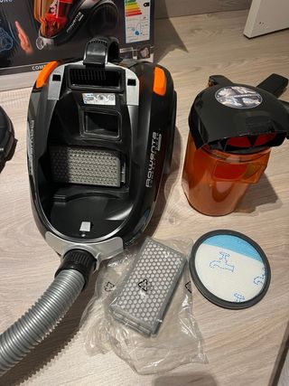 Rowenta compact power cyclonic