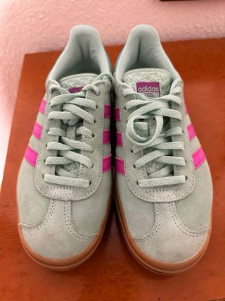 Zapatillas Adidas Gazelle Verde y Rosa