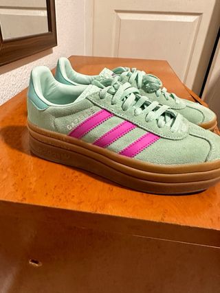 Zapatillas Adidas Gazelle Verde y Rosa