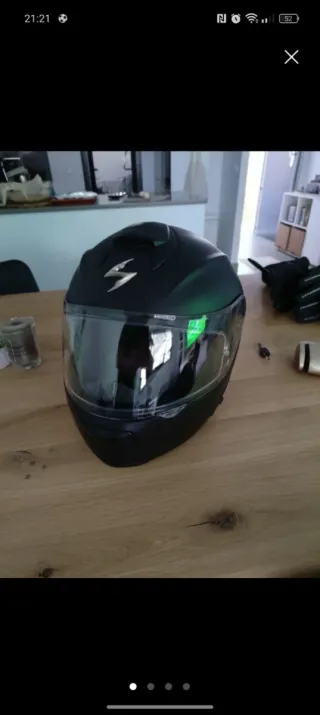 Casco de moto Scorpion + guantes invierno