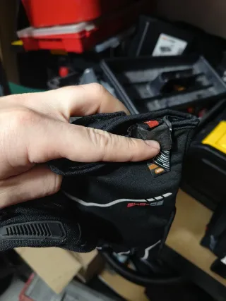 Casco de moto Scorpion + guantes invierno