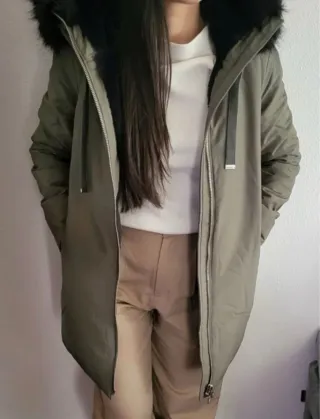 Abrigo largo impermeable,