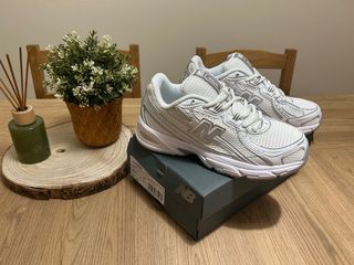 Zapatillas New Balance 740 plata y blanco