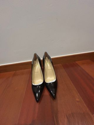 Tacones Christian Louboutin Negros