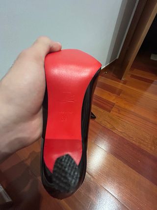 Tacones Christian Louboutin Negros