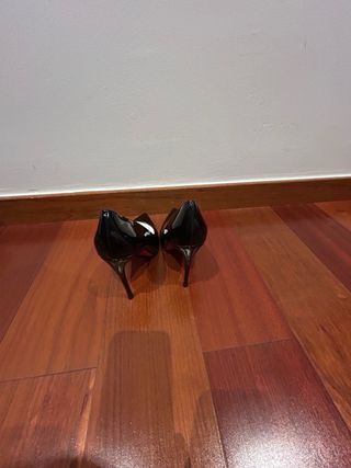 Tacones Christian Louboutin Negros