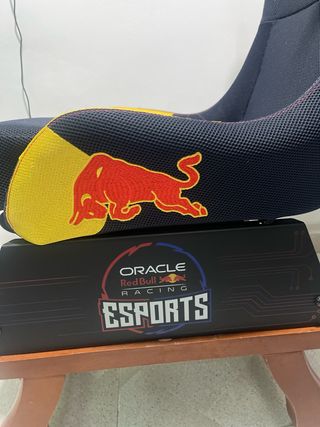 Asiento Playseat Red Bull Esports