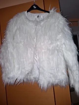 Abrigo peludo blanco Talla S