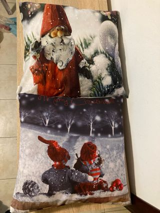 Set 2 Cuscini Natalizi Babbo Natale + elfi
