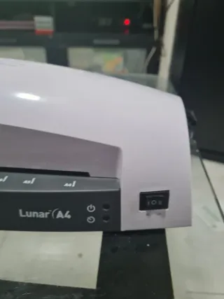 Plastificadora Fellowes Lunar A4
